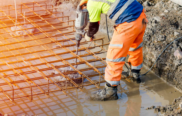 Best Concrete Patio Contractor  in Oak Hill, OH